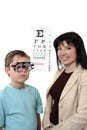 Optometstrist givine eye examination