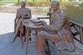 outdoor bronze statues of Franklin and Eleanor Roosevelt at Hyde Park home