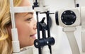 Patient determines eye diopter in eye clinic