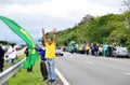 Patriots on the edge of the dutra protesting against the results of the polls