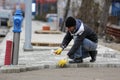 Paving stone worker