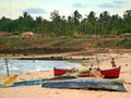 PEMBA, MOZAMBIQUE - 5 DESEMBER 2008: Boats lying on the beach.