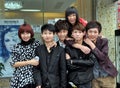 Pengzhou, China: Youthful Hair Salon Staff