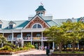 People Enter the Virginia Zoological Park