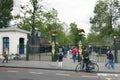 People go to the zoo of artis amsterdam