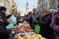 People trade fruits