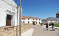 Peregrinos de la Via de la Plata entrando en Carrascalejo, provincia de Badajoz, Extremadura, EspaÃÂ±a