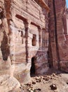 Petra - Tomba della Seta scavata nella montagna Al-Khubtha