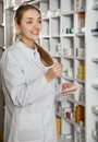 Pharmacist consulting in farmacy