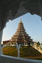 Phop Chok ThamaChedi Phra Maha Chedi, nine floors It has a contemporary architectural style