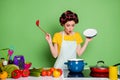 Photo amazed retro style girl prepare veggie soup boil saucepan hold ladle open cover lid impressed problem cook dish Royalty Free Stock Photo