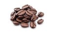 Photo close-up roasted coffee beans on white background