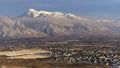 Photo Panorama Hilly terrain and residential area against Mount Timpanogos and cloudy sky