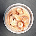 Photo plastic cup coffee full of ice top view