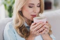 Photo portrait woman blonde hair enjoying coffee aroma drinking beverage relaxing alone Royalty Free Stock Photo