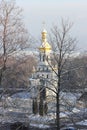 Photo Winter church on a hillside