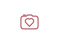 Photographe an old style camera with heat love lens for logo design illustration