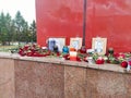 Photos of Prigozhin on the monument with flowers