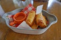 Picture Delicious shrimp spring rolls, crispy batter, delicious shrimp meat, excellent taste.