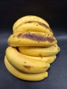 Picture of an unattractive banana 01