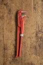Pipe wrench tool