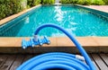 Pool vacuum cleaning flexible hose