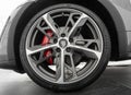 Porsche Taycan, Red Brake calipers
