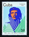 Postage stamp Cuba 1983. Che Guevara and radio waves