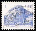 Postage stamp printed in Ireland shows Greenhouse (19th Cty.) Botanic Gardens, Dublin, Irish Architecture Definitives 1982-1990