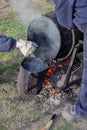 Pouring tar from the melting device 2