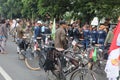 The public is enthusiastic about seeing an ancient bicycle parade