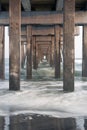 Repetition of the pilons, under a pier with long exposures