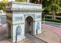 Replica Arc De Triomphe in Mini Siam park