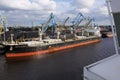 Loading or unloading of a bunker tanker