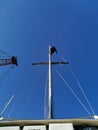 Rigger up a yacht mast