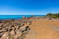 Rocky beach of Eagle Bay in Meelup Regional Park, Naturaliste pe