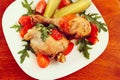 Rosted chicken with tomatoes, toned and cucumber