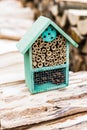 Rustic shelter for mason bees - DIY hive bee house