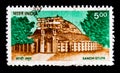 MOSCOW, RUSSIA - OCTOBER 3, 2017: A stamp printed in India shows Sanchi Stupa building, Definitives - Buildings serie, circa 1994