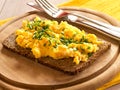 Scrambled eggs with chives