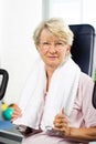 Senior lady working out Royalty Free Stock Photo