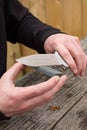 Sharpening hunting knife