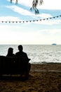 silhouette couplee love with sea view