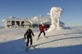 Skiers at summit plateu Ãâ¦re