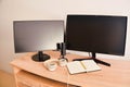 Modern Workstation Setup for Efficiency Comfort, tabel styding remote job