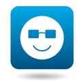 Smiling emoticon in sunglasses icon, simple style Royalty Free Stock Photo