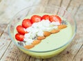 Smoothie bowl matcha vegan