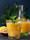 Smoothie mango passion fruit