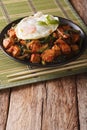 Spicy Stir-Fry Chicken with basil, green beans and a fried egg c