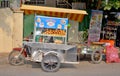 Stall of a man extracting sugar cane juice Royalty Free Stock Photo